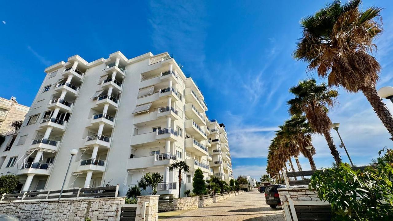 White Coast Apartment Саранда Екстер'єр фото